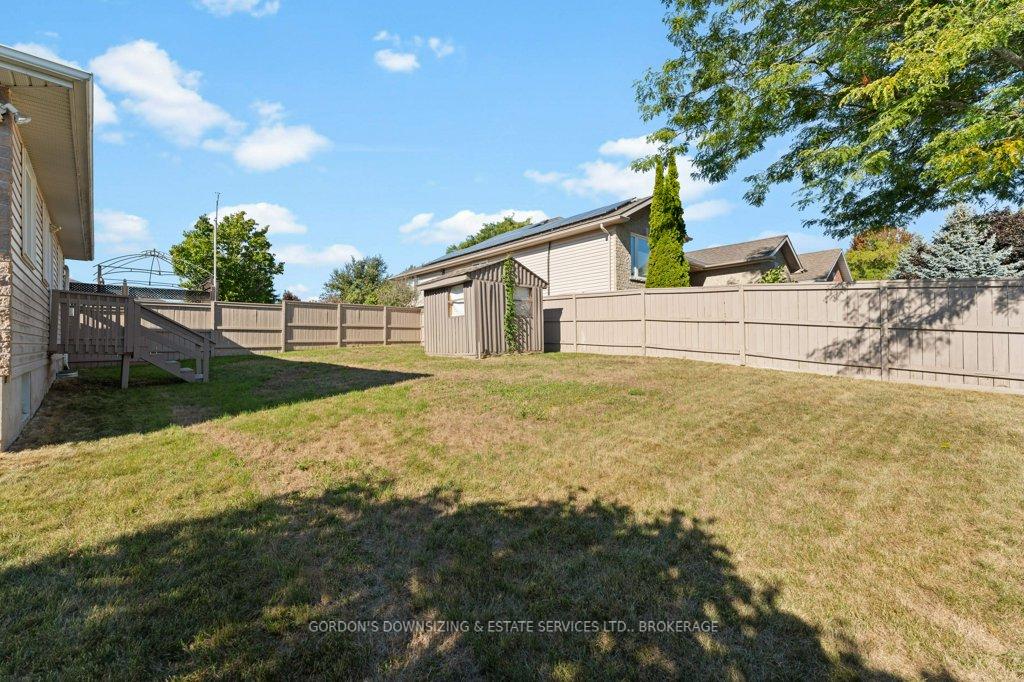Photo 43 of 687 Arbour Crescent, Kingston, East Gardiners Rd — HOMEH