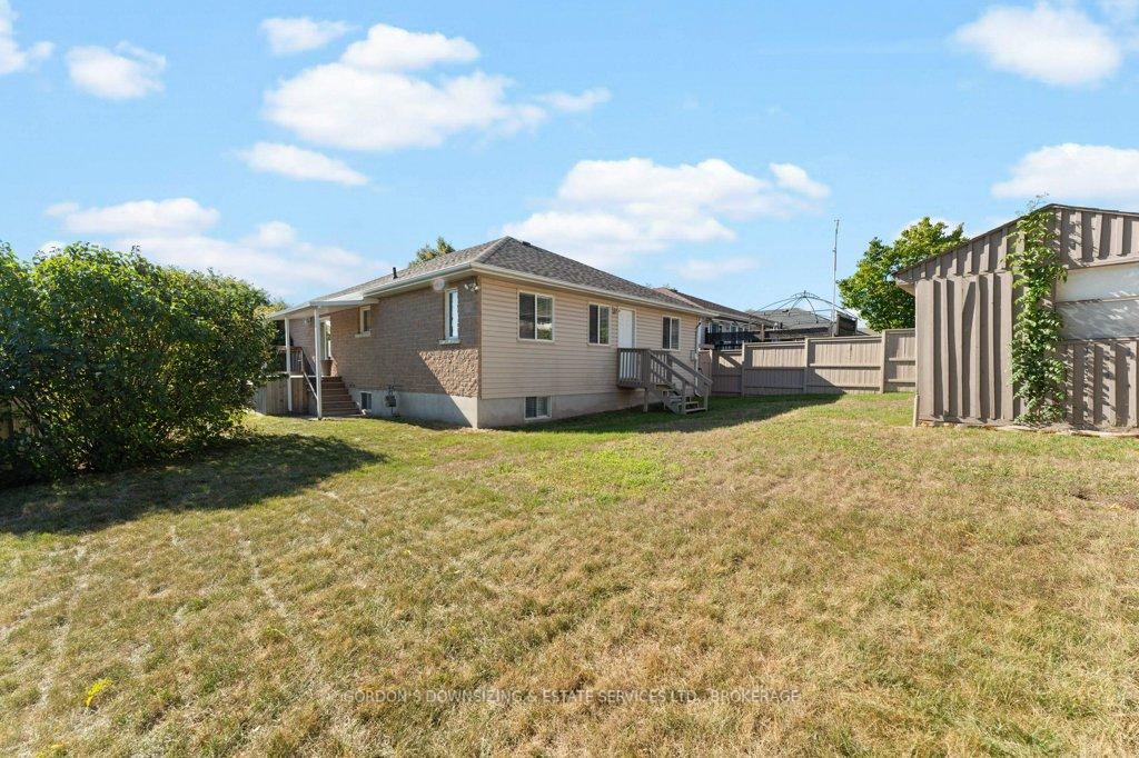 Photo 44 of 687 Arbour Crescent, Kingston, East Gardiners Rd — HOMEH