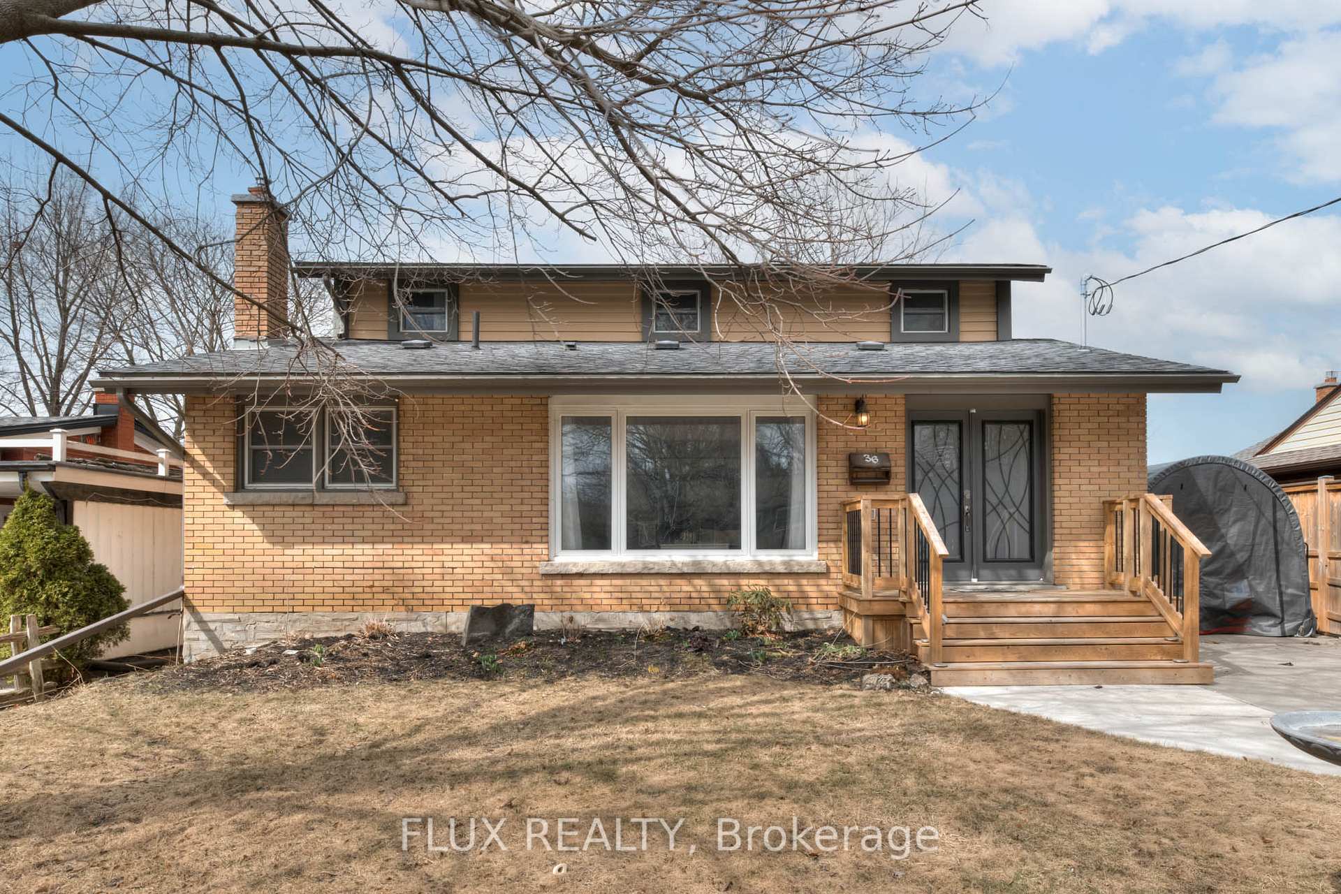 Photo 2 of 36 Perkell Place, Kitchener — HOMEH