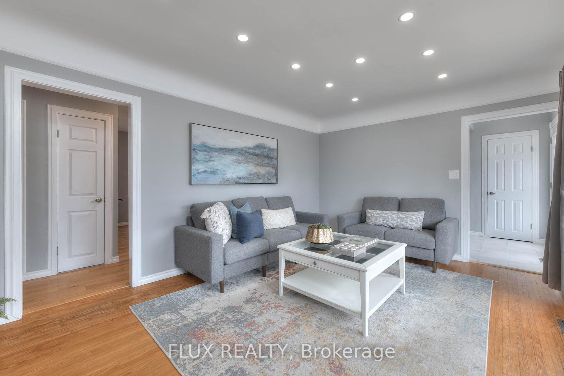 Photo 17 of 36 Perkell Place, Kitchener — HOMEH