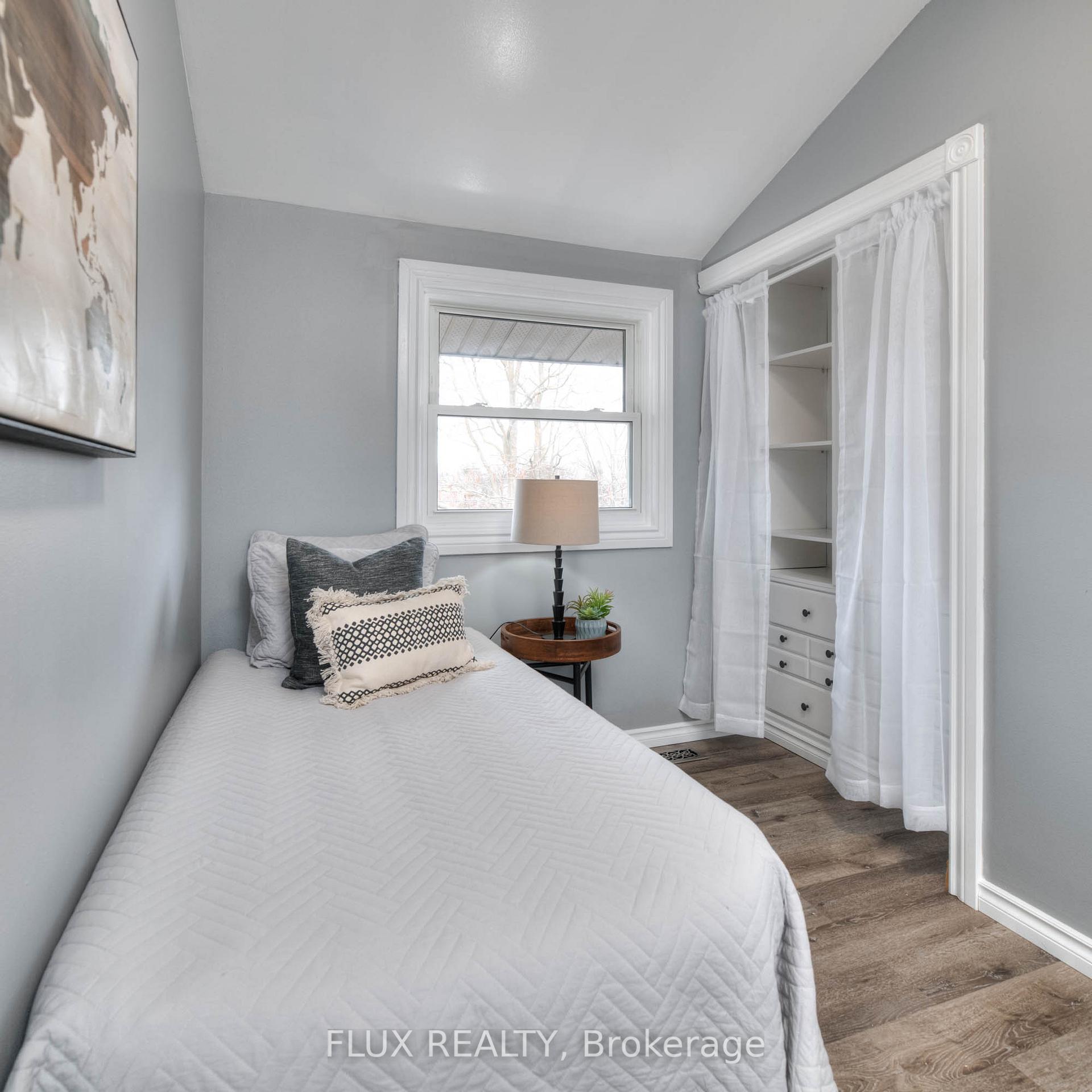Photo 27 of 36 Perkell Place, Kitchener — HOMEH