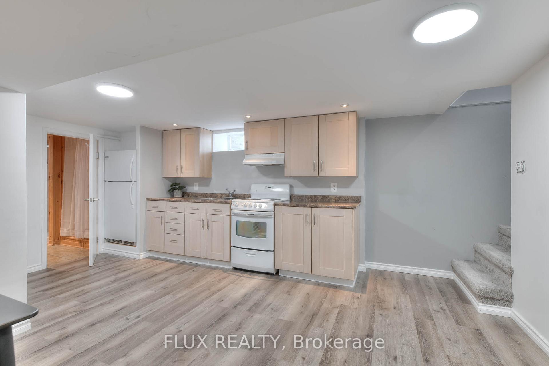 Photo 34 of 36 Perkell Place, Kitchener — HOMEH