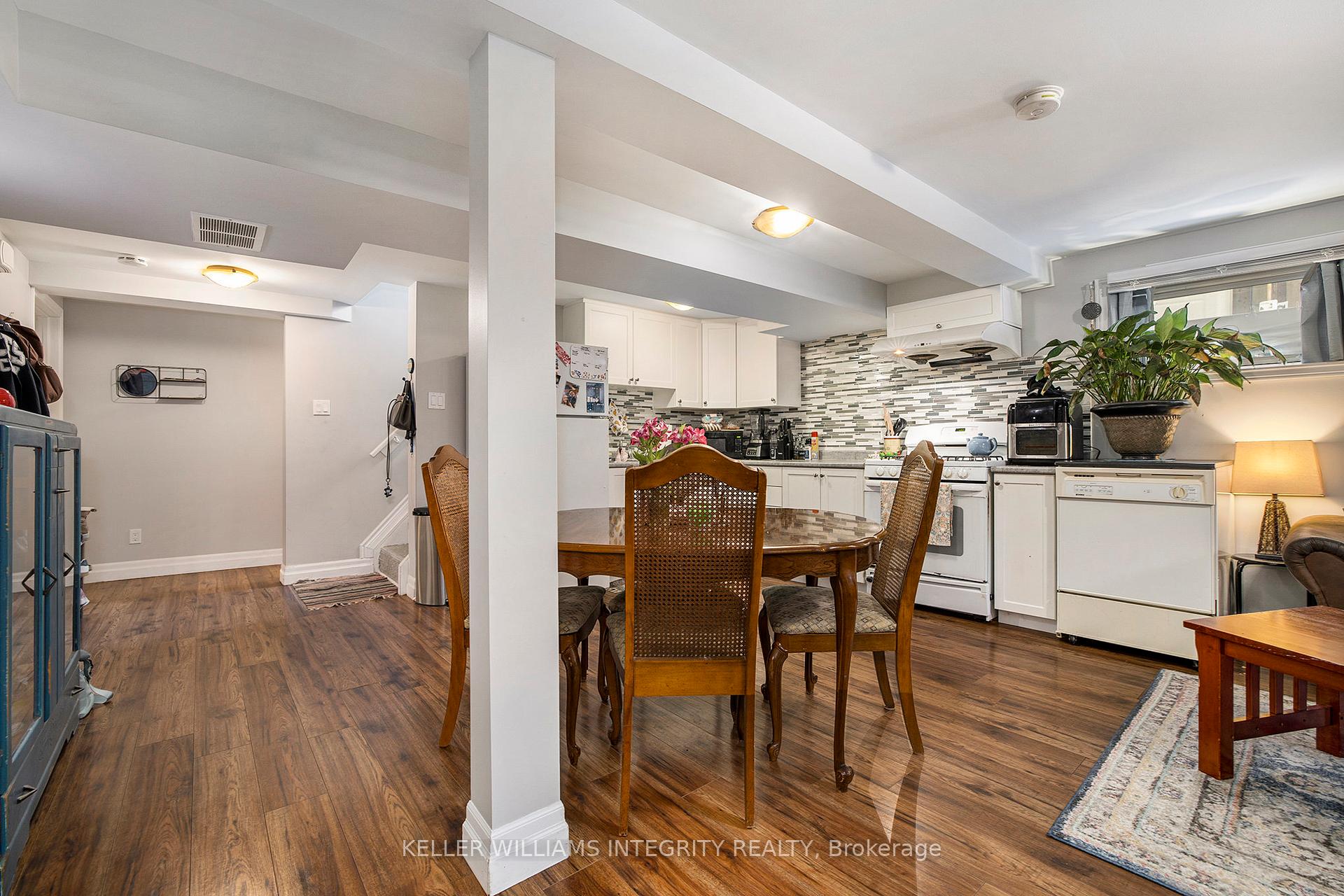 Photo 10 of 50 Binscarth Crescent, Ottawa, Kanata - Glencairn/Hazeldean — HOMEH