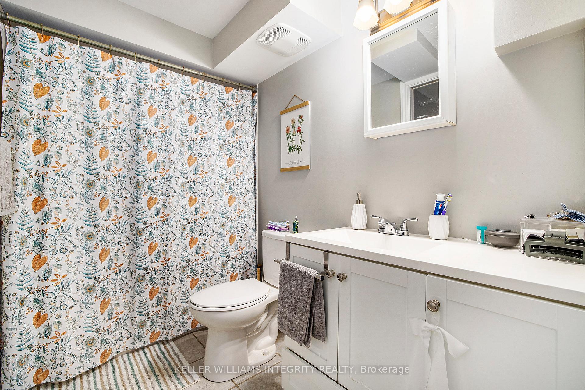 Photo 13 of 50 Binscarth Crescent, Ottawa, Kanata - Glencairn/Hazeldean — HOMEH