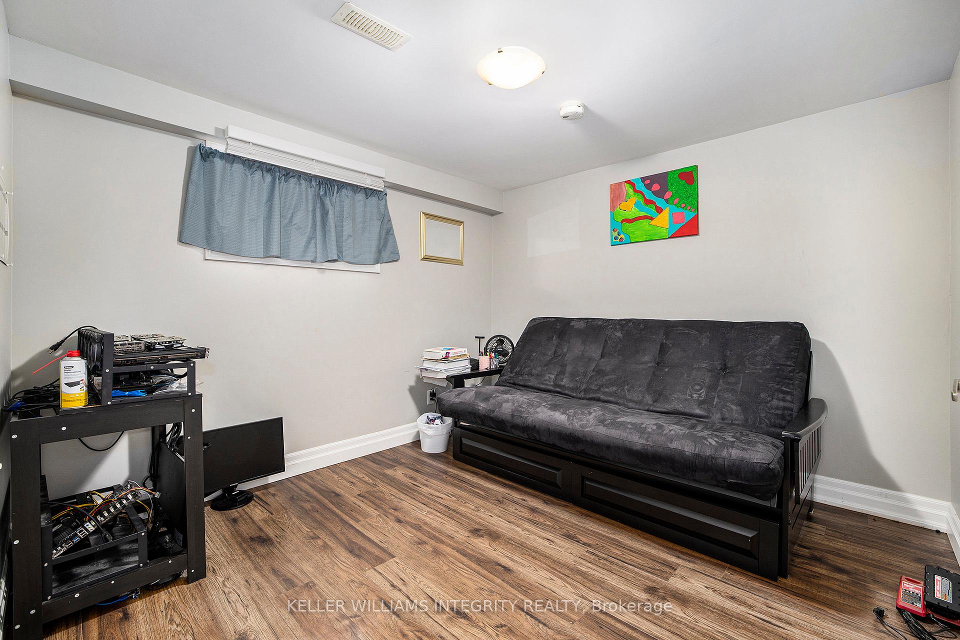Photo 14 of 50 Binscarth Crescent, Ottawa, Kanata - Glencairn/Hazeldean — HOMEH