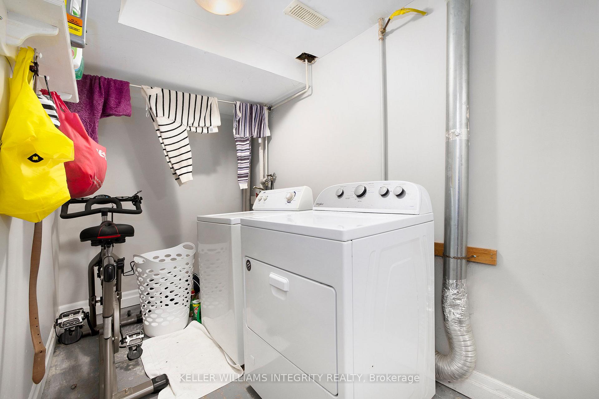 Photo 17 of 50 Binscarth Crescent, Ottawa, Kanata - Glencairn/Hazeldean — HOMEH
