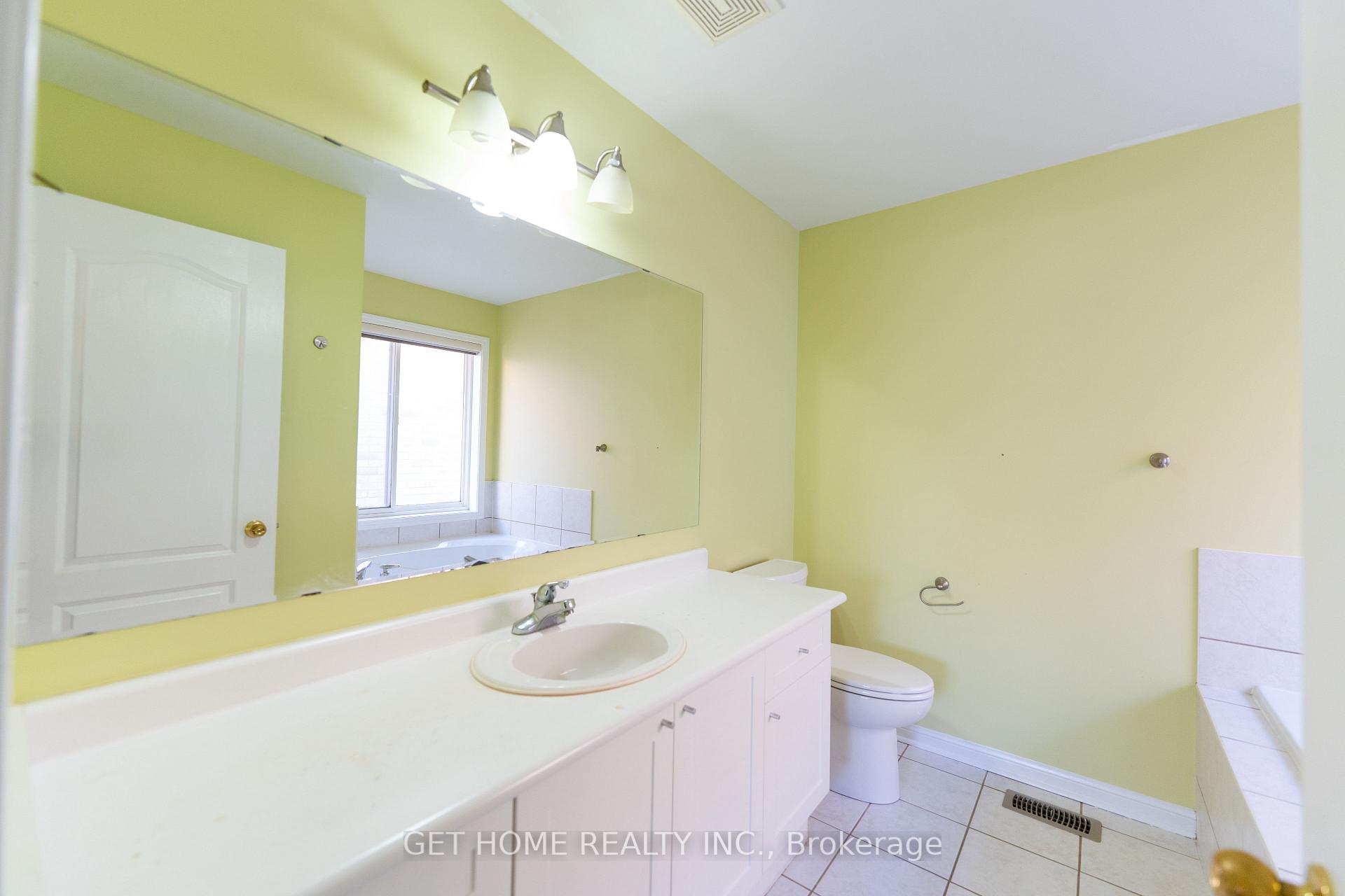 Photo 26 of 163 Roy Rainey Avenue, Markham, Wismer — HOMEH