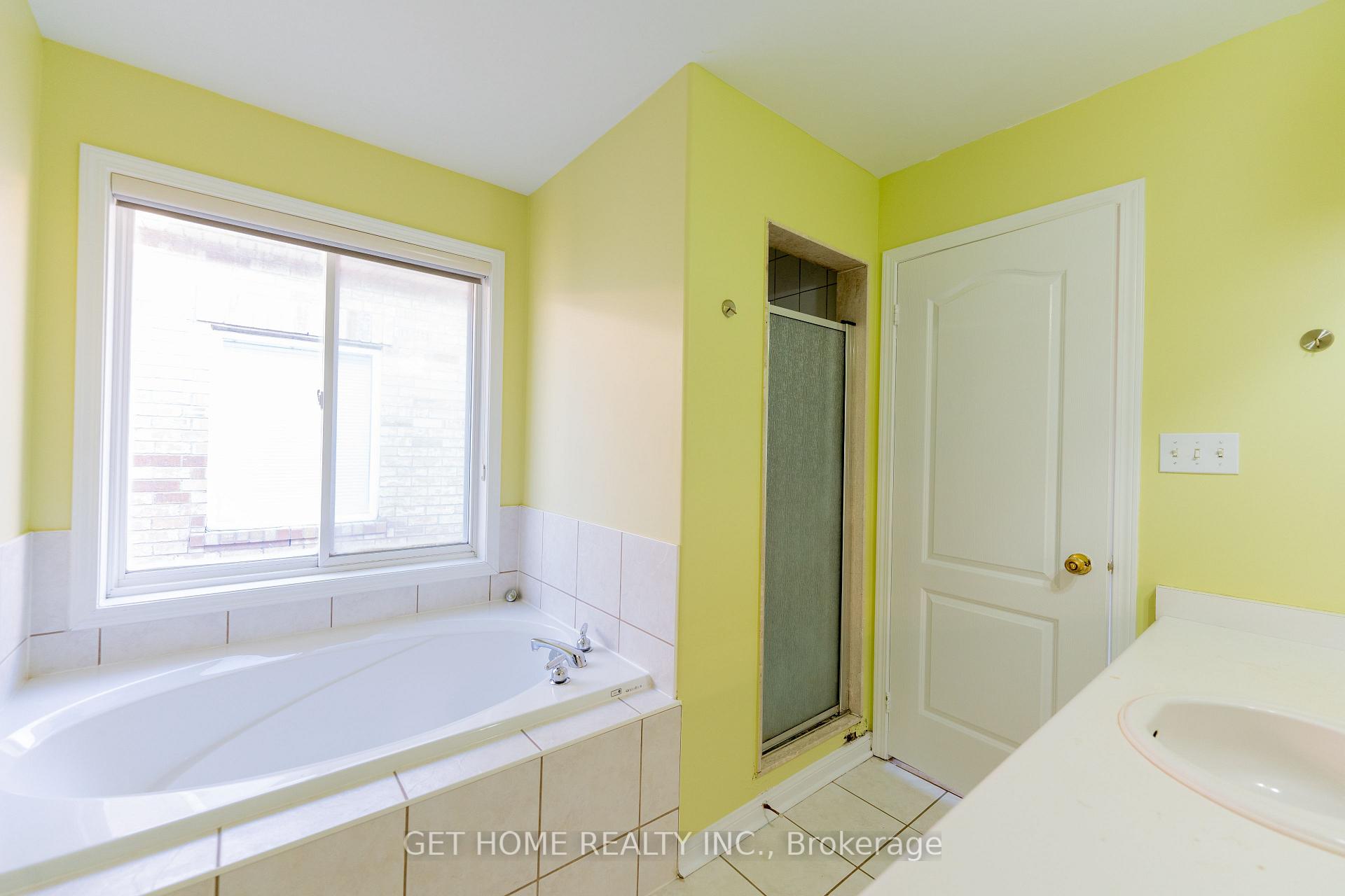 Photo 27 of 163 Roy Rainey Avenue, Markham, Wismer — HOMEH