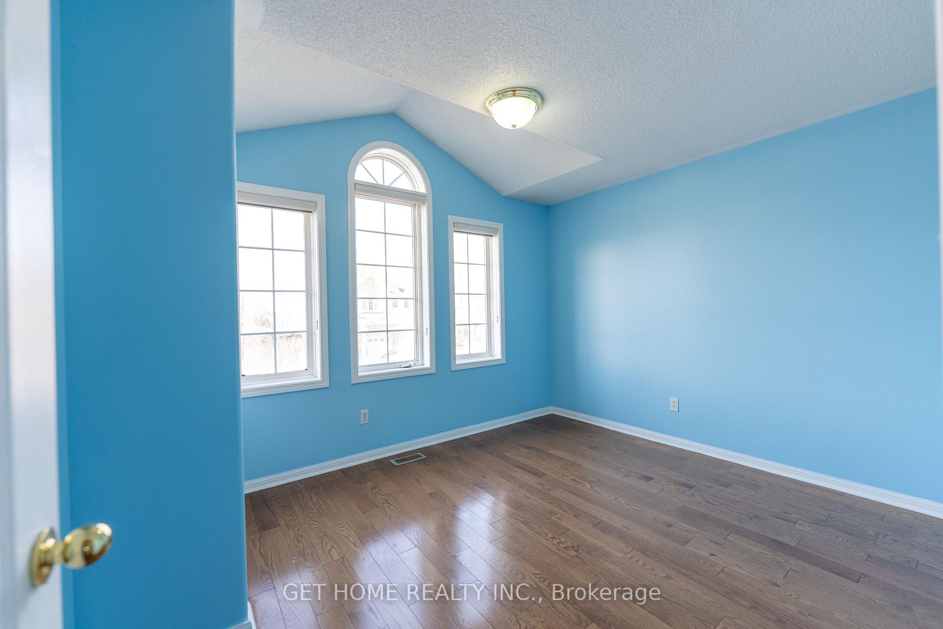 Photo 32 of 163 Roy Rainey Avenue, Markham, Wismer — HOMEH