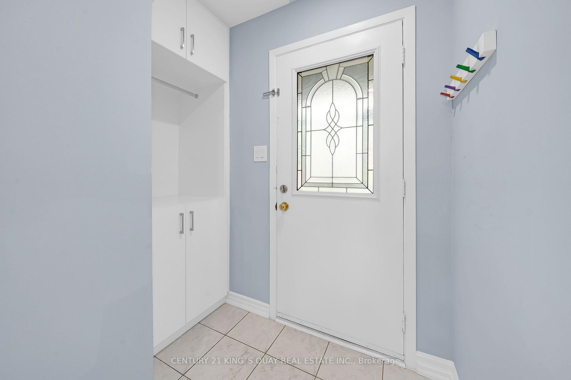 Photo 5 of 43 Chichester Road, Markham, Milliken Mills East — HOMEH