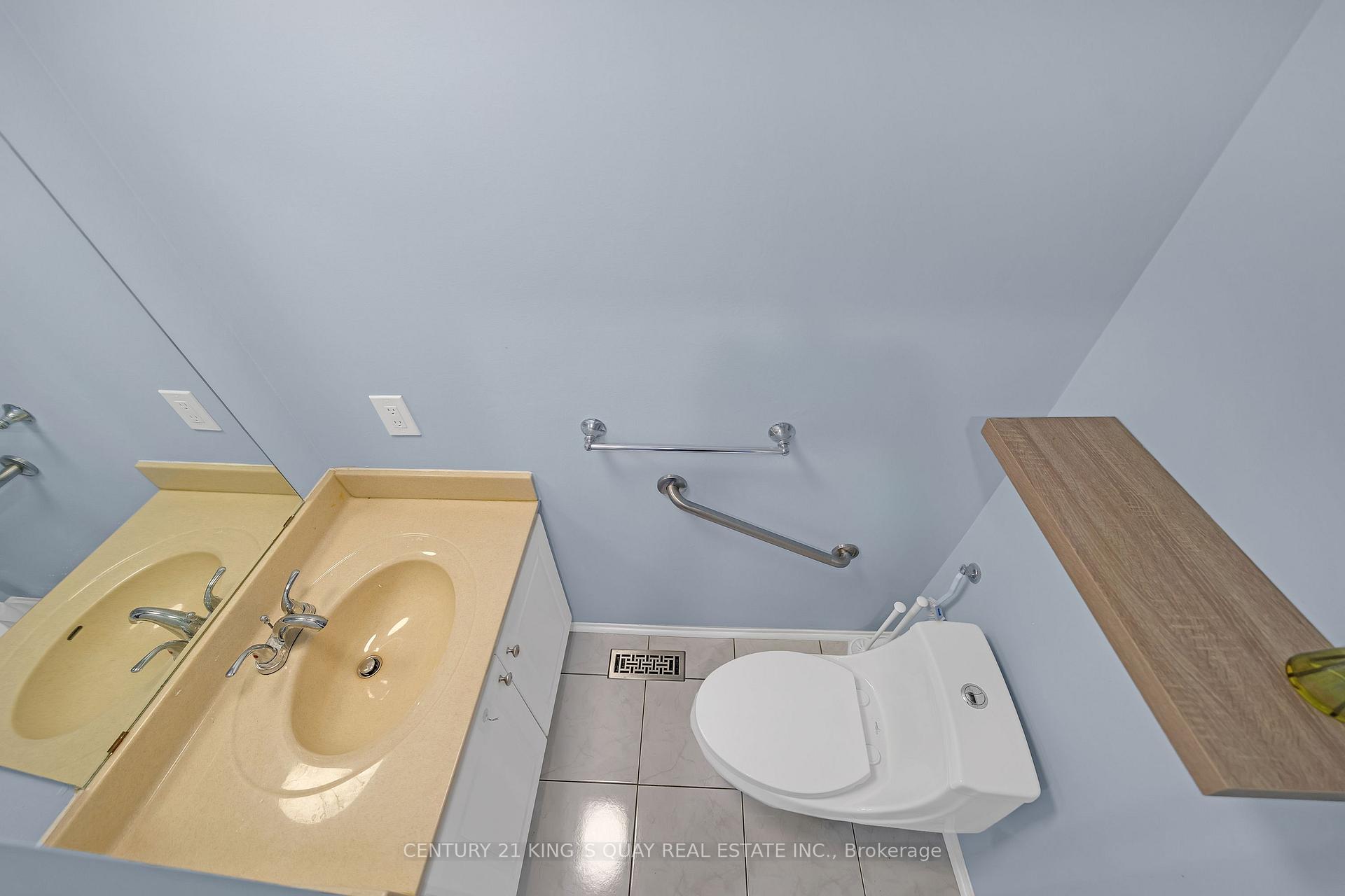 Photo 13 of 43 Chichester Road, Markham, Milliken Mills East — HOMEH