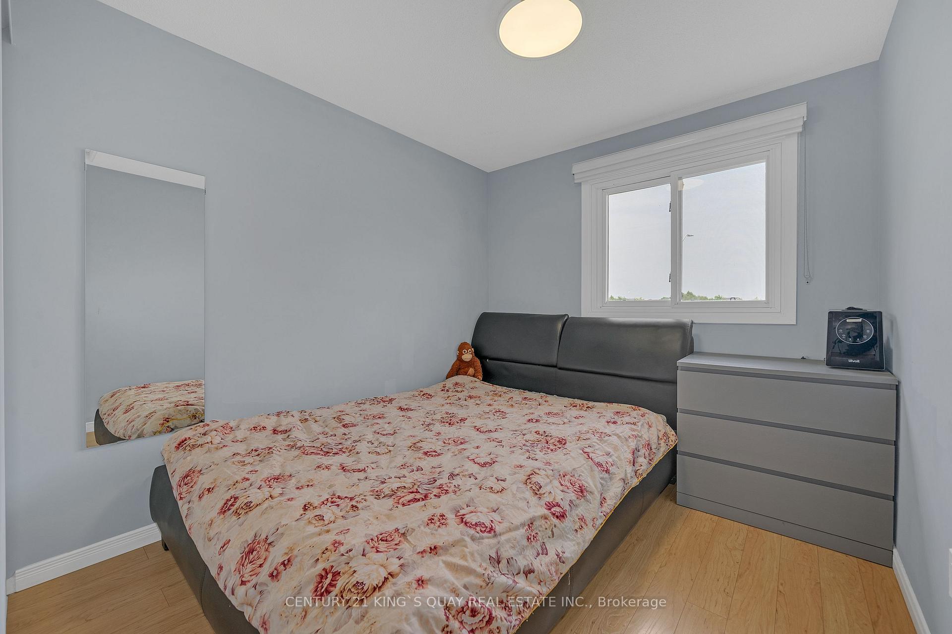 Photo 21 of 43 Chichester Road, Markham, Milliken Mills East — HOMEH