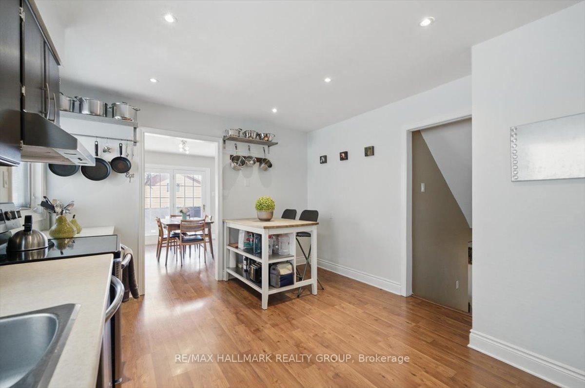 Photo 9 of 20 Equestrian Drive, Ottawa, Kanata - Bridlewood — HOMEH