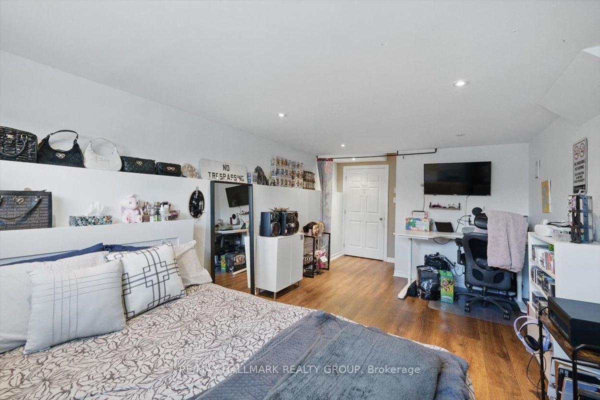Photo 28 of 20 Equestrian Drive, Ottawa, Kanata - Bridlewood — HOMEH