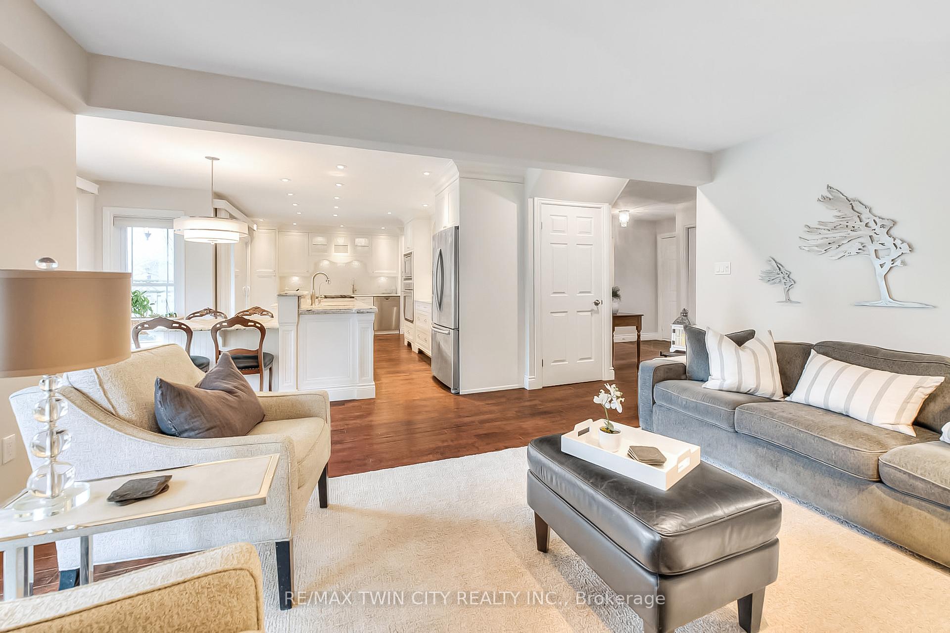 Photo 15 of 340 Grand River Boulevard, Kitchener — HOMEH