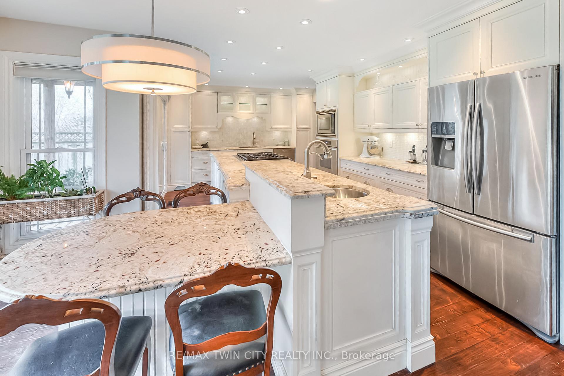 Photo 18 of 340 Grand River Boulevard, Kitchener — HOMEH