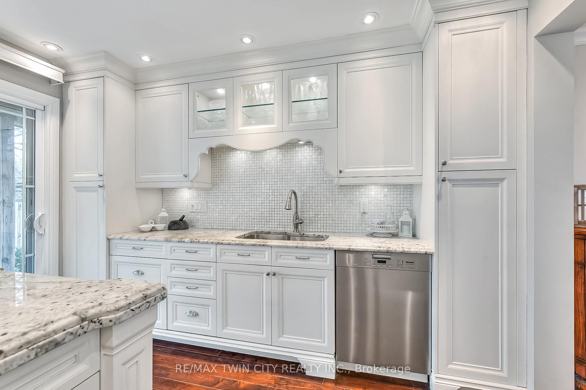 Photo 20 of 340 Grand River Boulevard, Kitchener — HOMEH