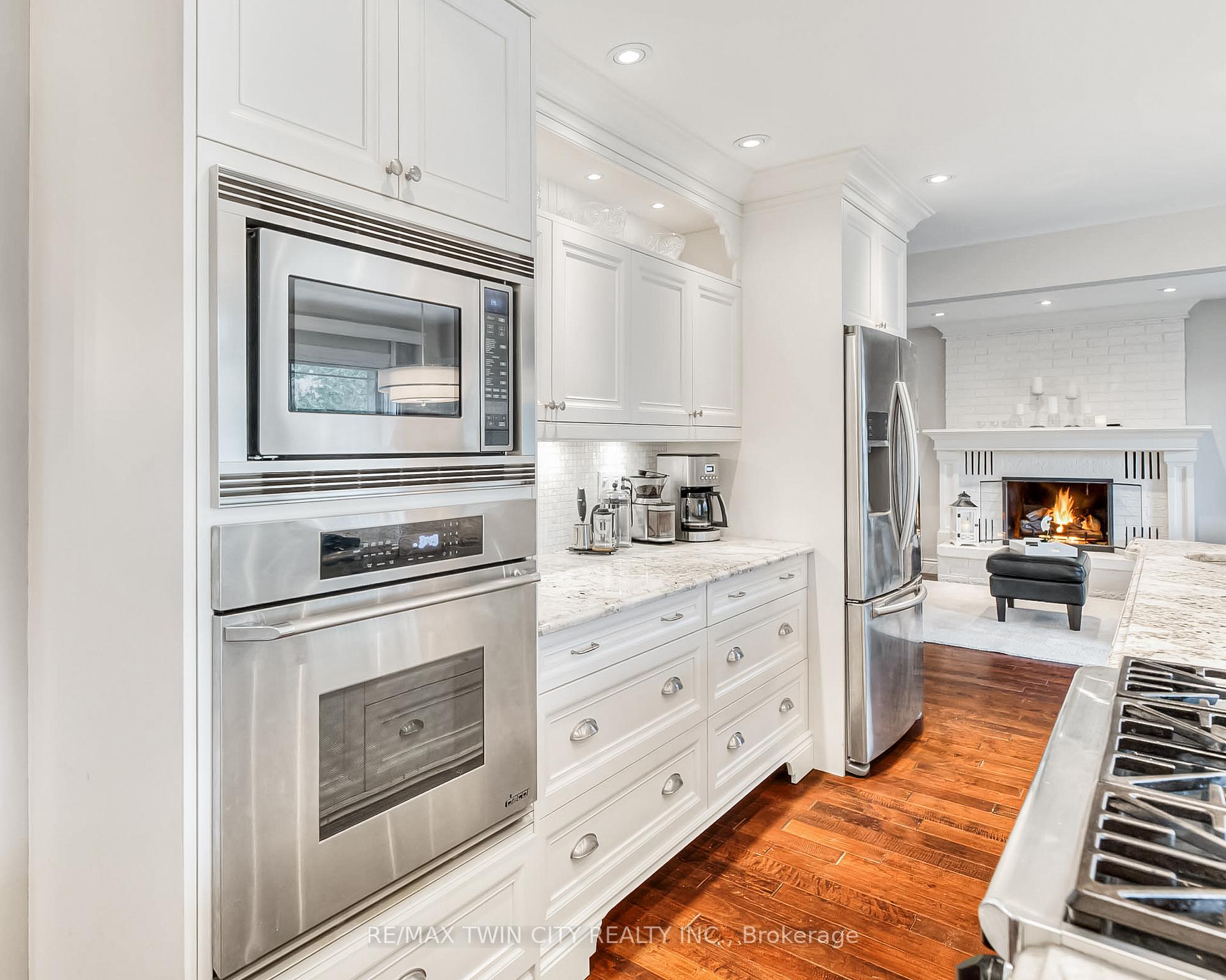 Photo 23 of 340 Grand River Boulevard, Kitchener — HOMEH