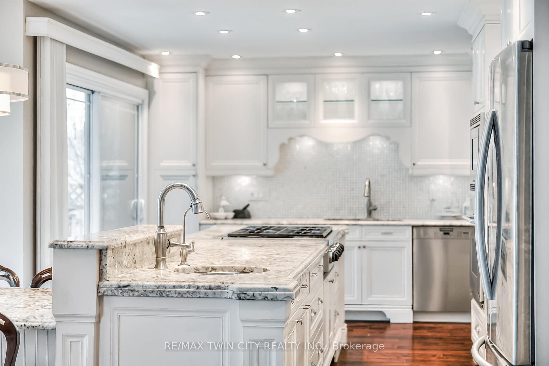 Photo 25 of 340 Grand River Boulevard, Kitchener — HOMEH