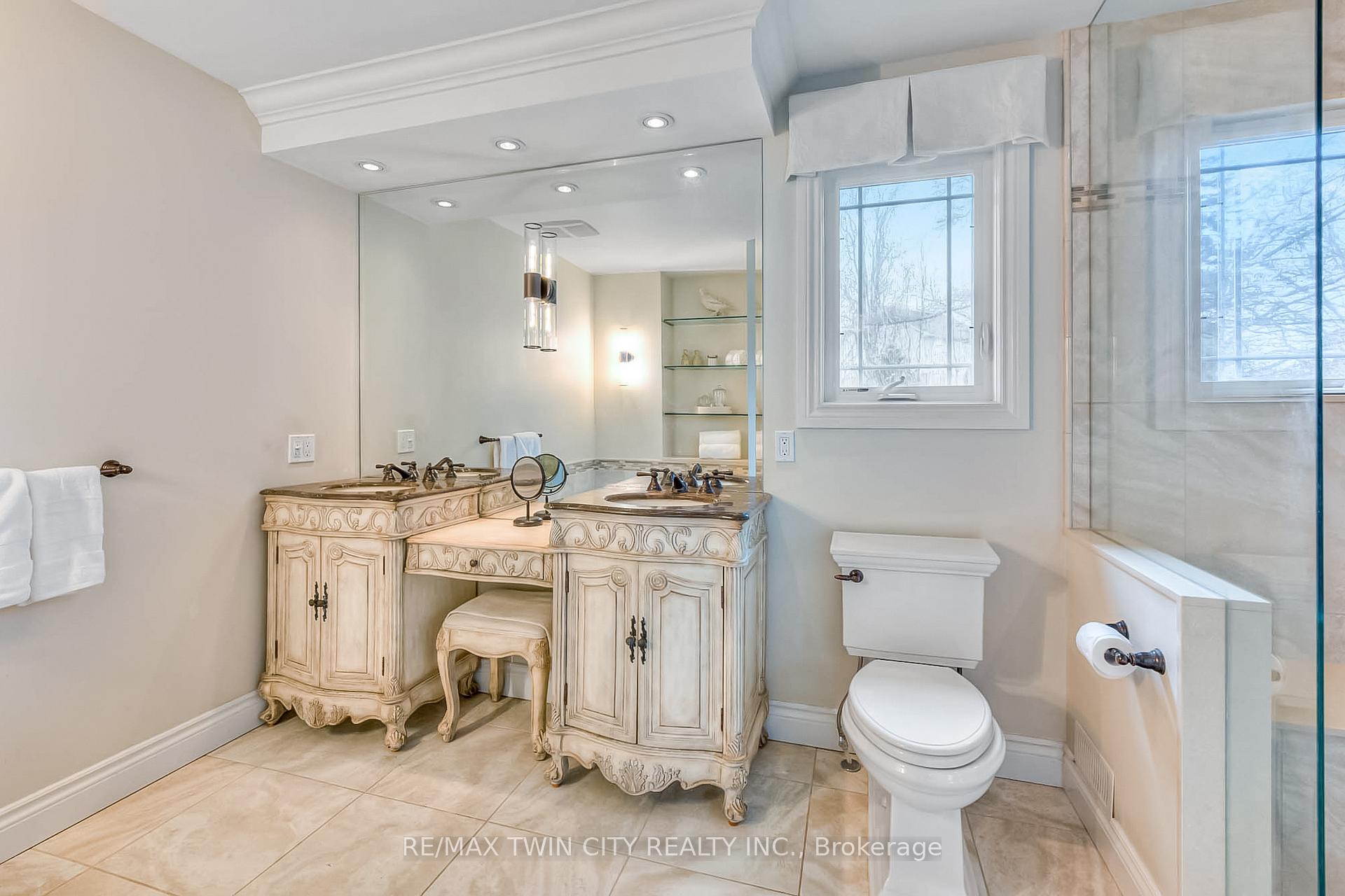 Photo 31 of 340 Grand River Boulevard, Kitchener — HOMEH