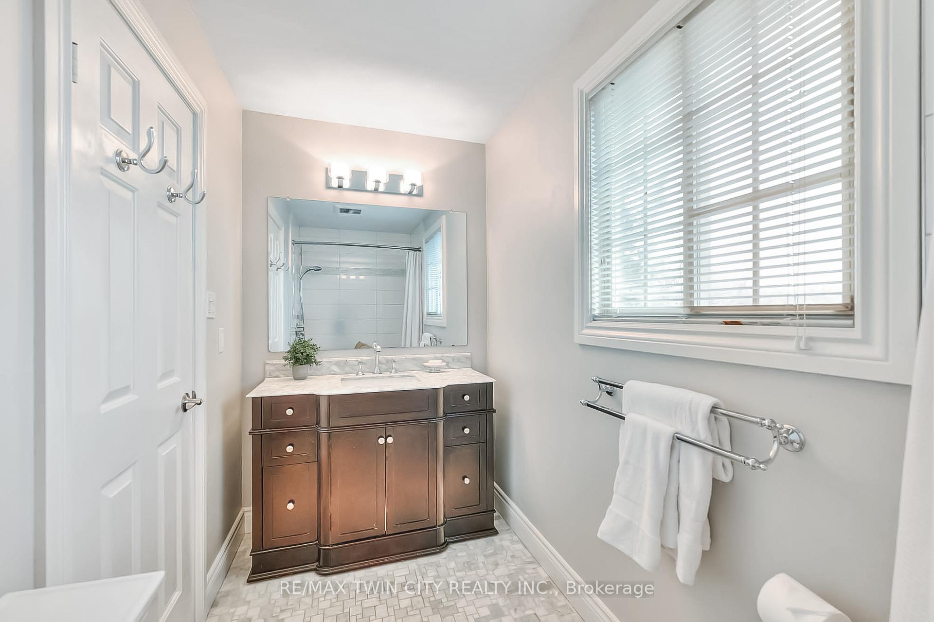 Photo 36 of 340 Grand River Boulevard, Kitchener — HOMEH