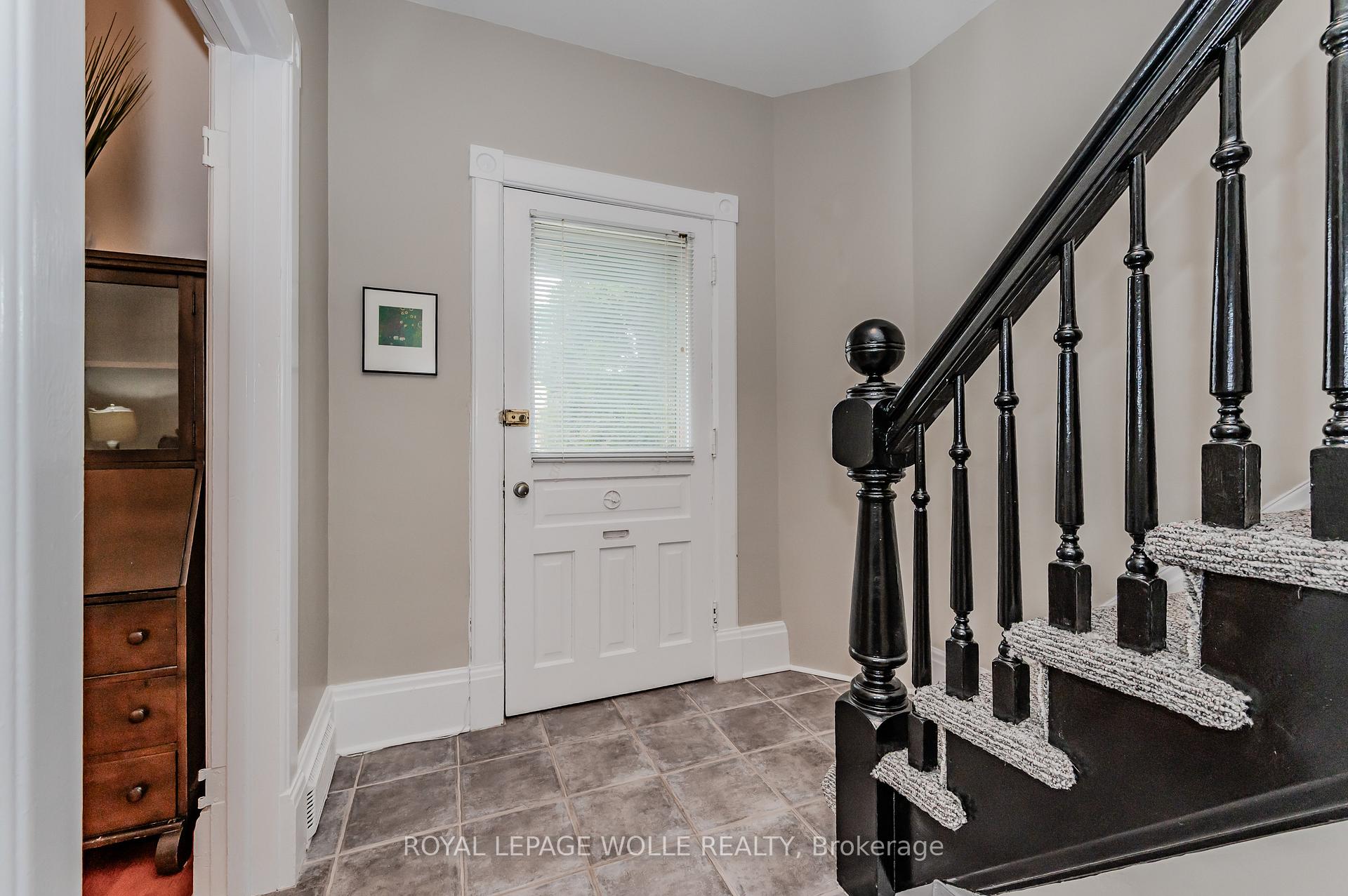 Photo 4 of 26 Brubacher Street, Kitchener — HOMEH