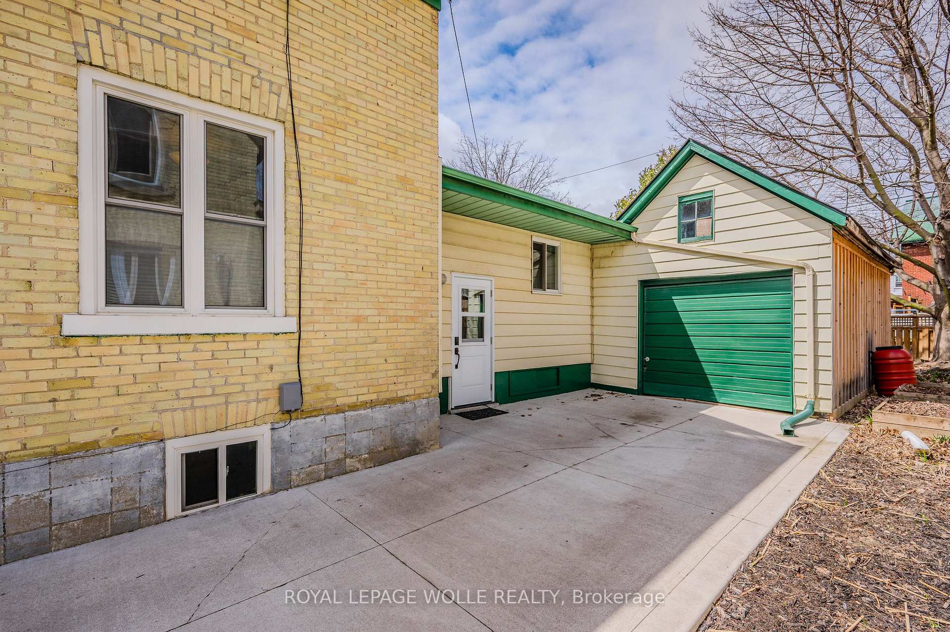 Photo 28 of 26 Brubacher Street, Kitchener — HOMEH