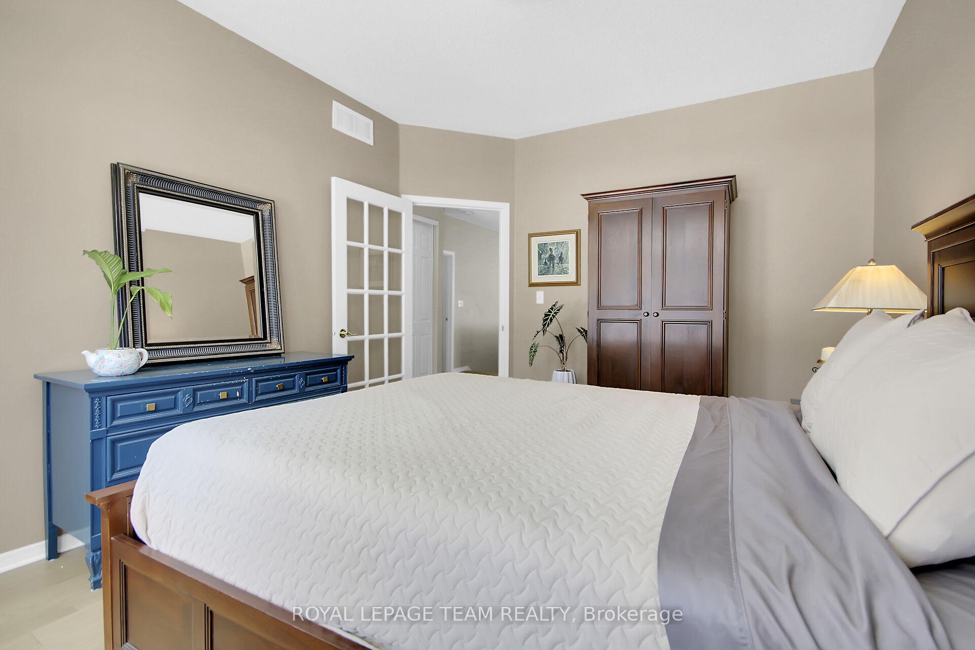 Photo 32 of 335 Breckenridge Crescent, Ottawa, Kanata - Morgan's Grant/South March — HOMEH