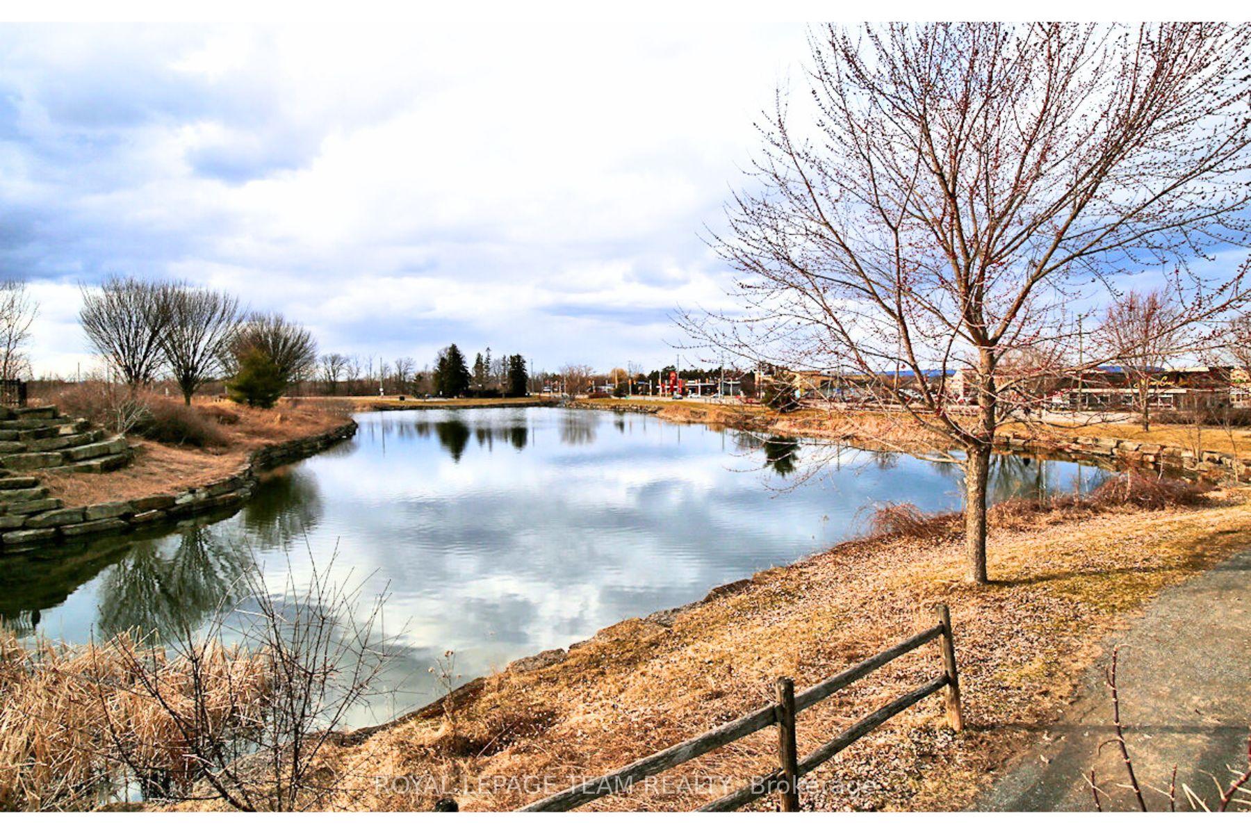 Photo 39 of 335 Breckenridge Crescent, Ottawa, Kanata - Morgan's Grant/South March — HOMEH