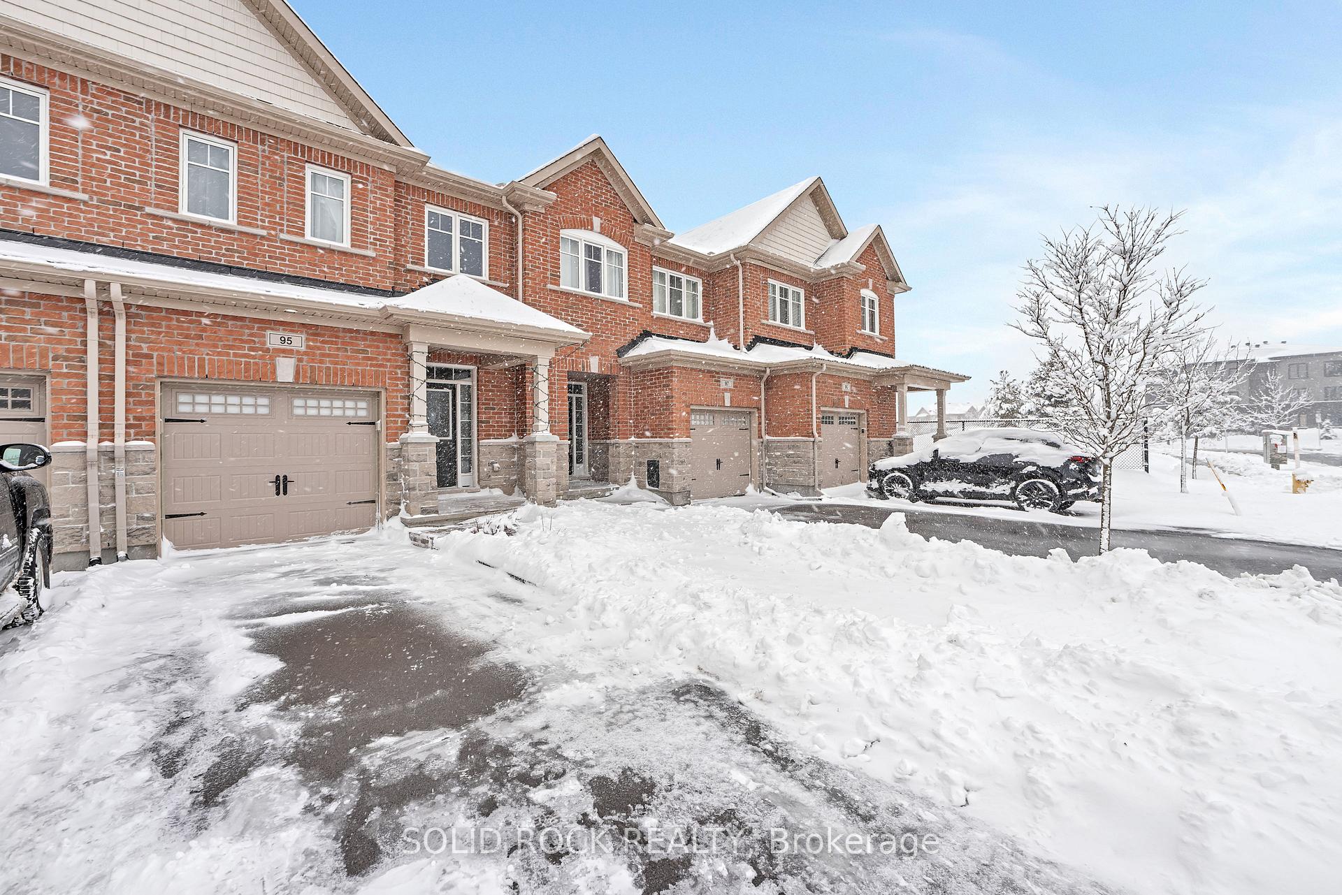 Photo 2 of 95 Tapadero Avenue, Ottawa, Kanata - Emerald Meadows/Trailwest — HOMEH