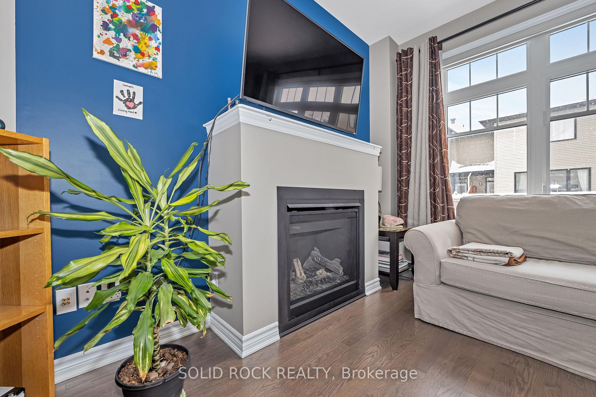 Photo 11 of 95 Tapadero Avenue, Ottawa, Kanata - Emerald Meadows/Trailwest — HOMEH