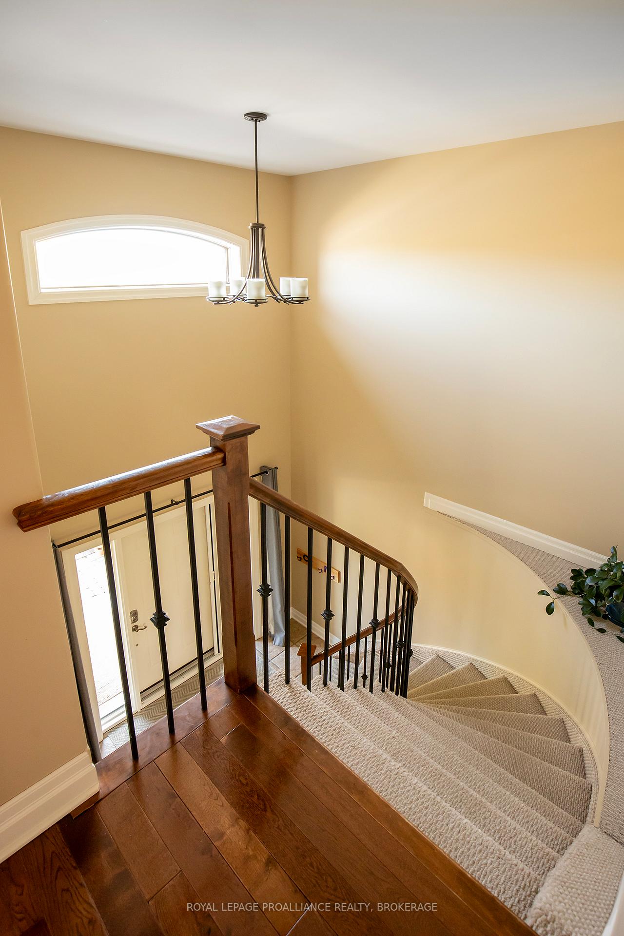 Photo 14 of 235 Rose Abbey Drive, Kingston, Kingston East (Incl Barret Crt) — HOMEH