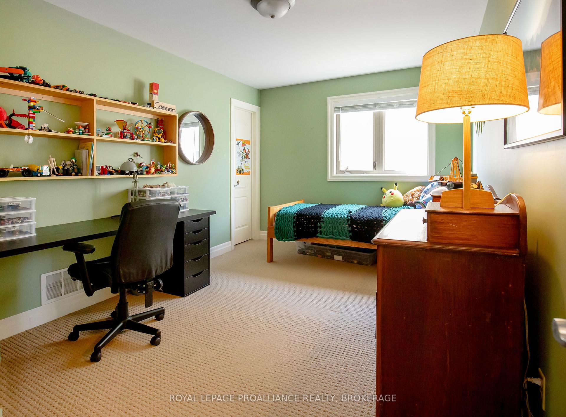 Photo 20 of 235 Rose Abbey Drive, Kingston, Kingston East (Incl Barret Crt) — HOMEH