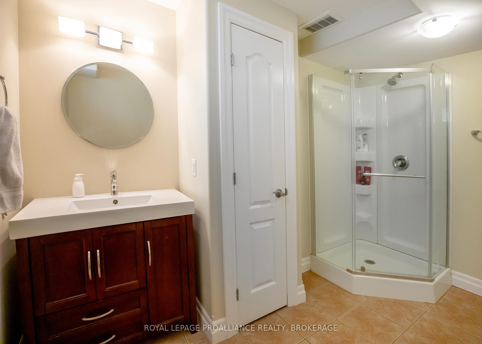 Photo 36 of 235 Rose Abbey Drive, Kingston, Kingston East (Incl Barret Crt) — HOMEH