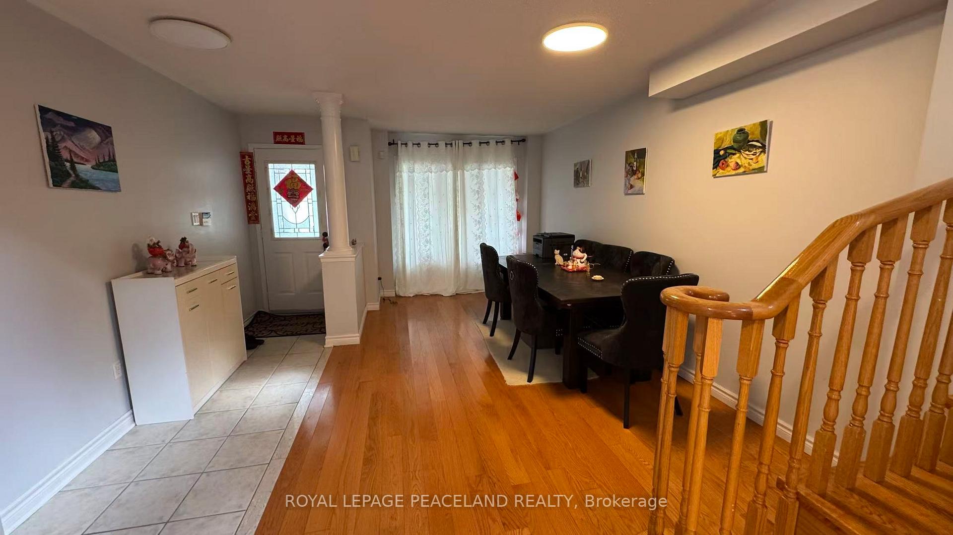 Photo 2 of 25 Bertram Earnshaw Drive, Markham, Berczy — HOMEH