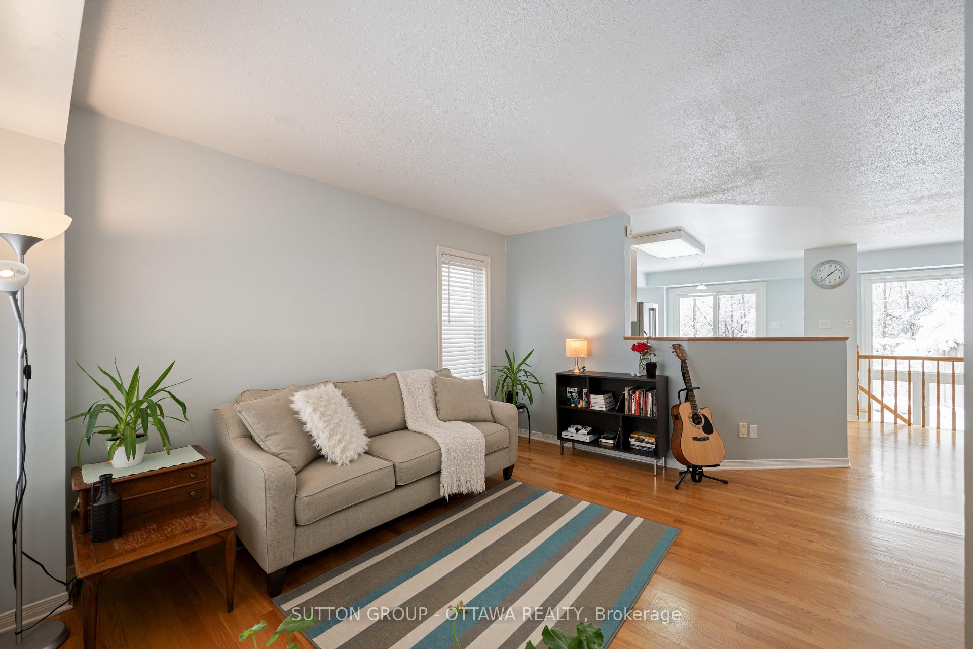 Photo 7 of 111 Banchory Crescent, Ottawa, Kanata - Morgan's Grant/South March — HOMEH