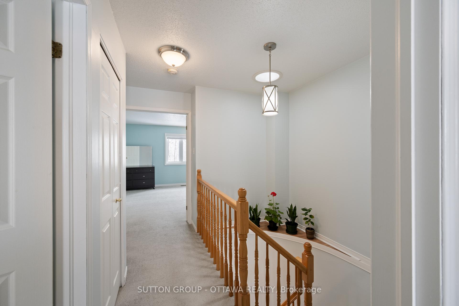 Photo 18 of 111 Banchory Crescent, Ottawa, Kanata - Morgan's Grant/South March — HOMEH