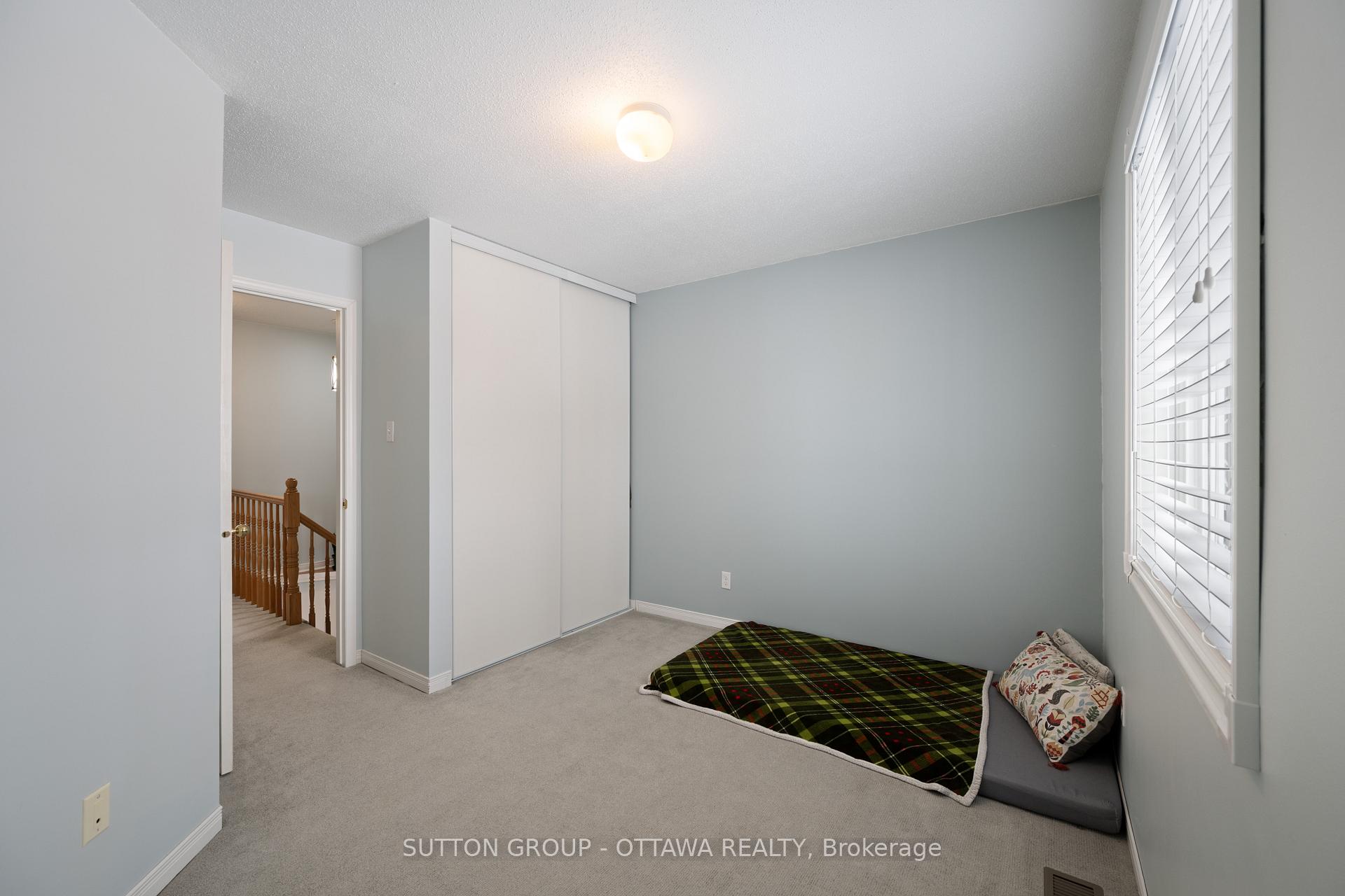 Photo 19 of 111 Banchory Crescent, Ottawa, Kanata - Morgan's Grant/South March — HOMEH