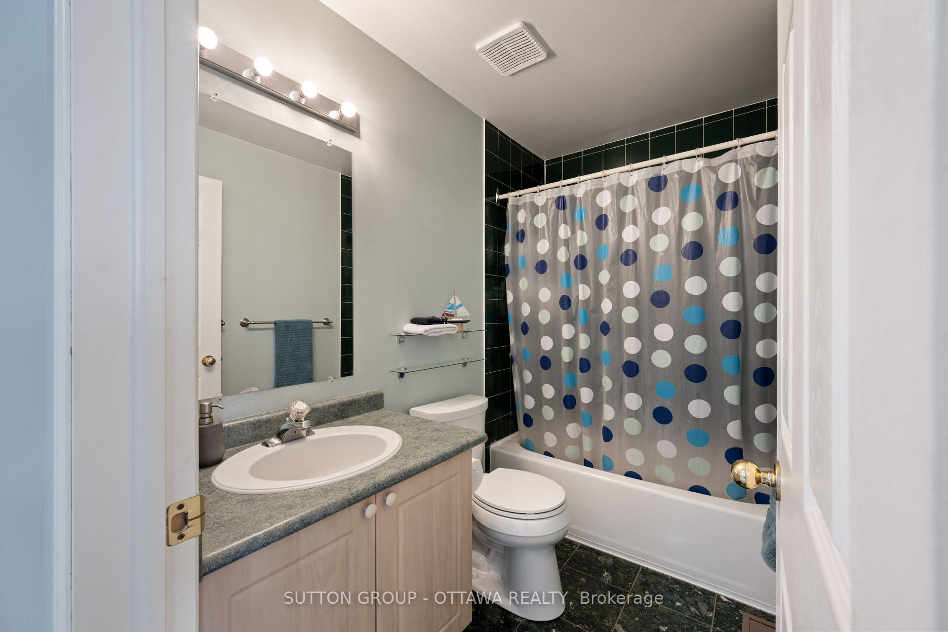 Photo 21 of 111 Banchory Crescent, Ottawa, Kanata - Morgan's Grant/South March — HOMEH