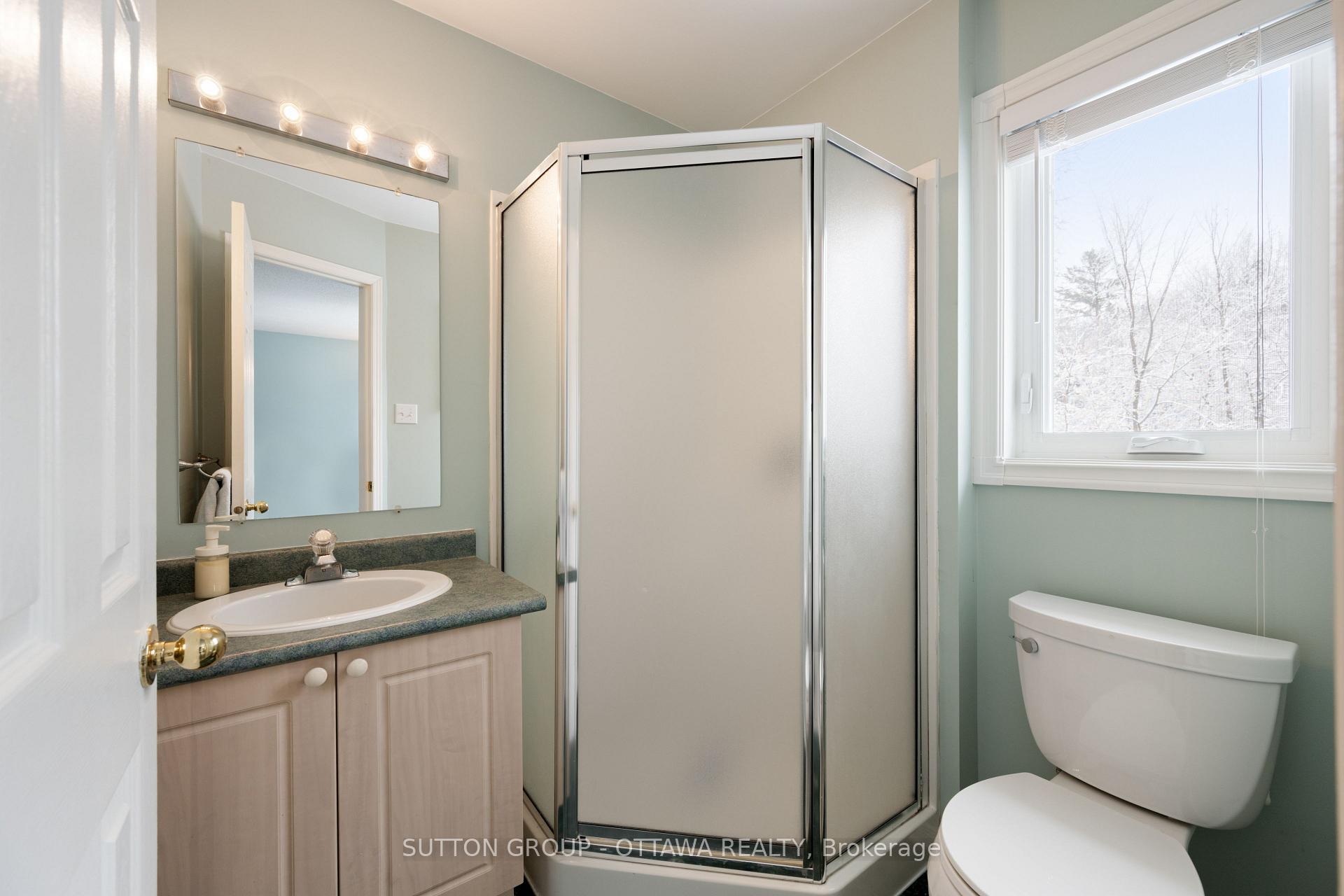 Photo 25 of 111 Banchory Crescent, Ottawa, Kanata - Morgan's Grant/South March — HOMEH
