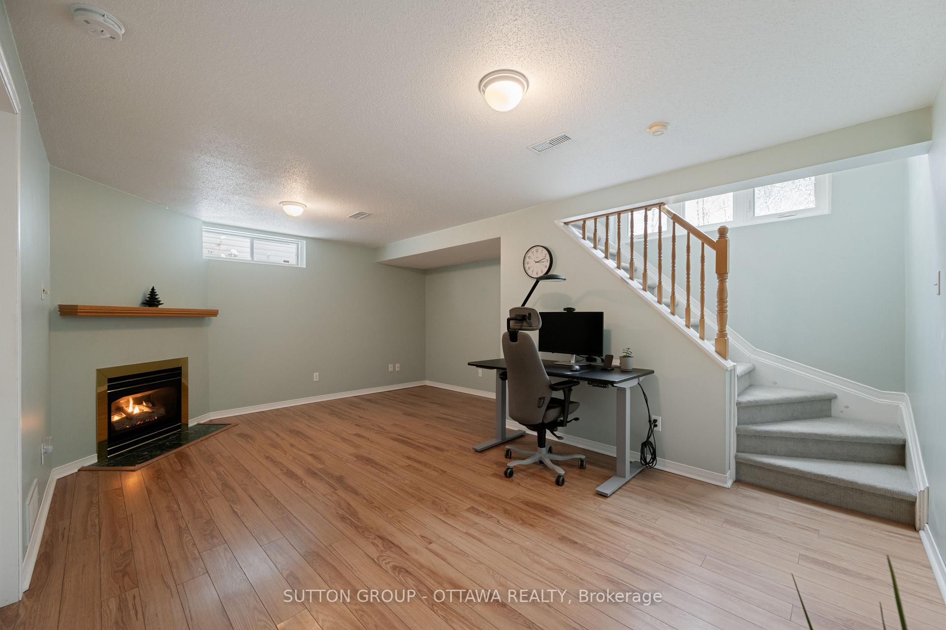 Photo 29 of 111 Banchory Crescent, Ottawa, Kanata - Morgan's Grant/South March — HOMEH