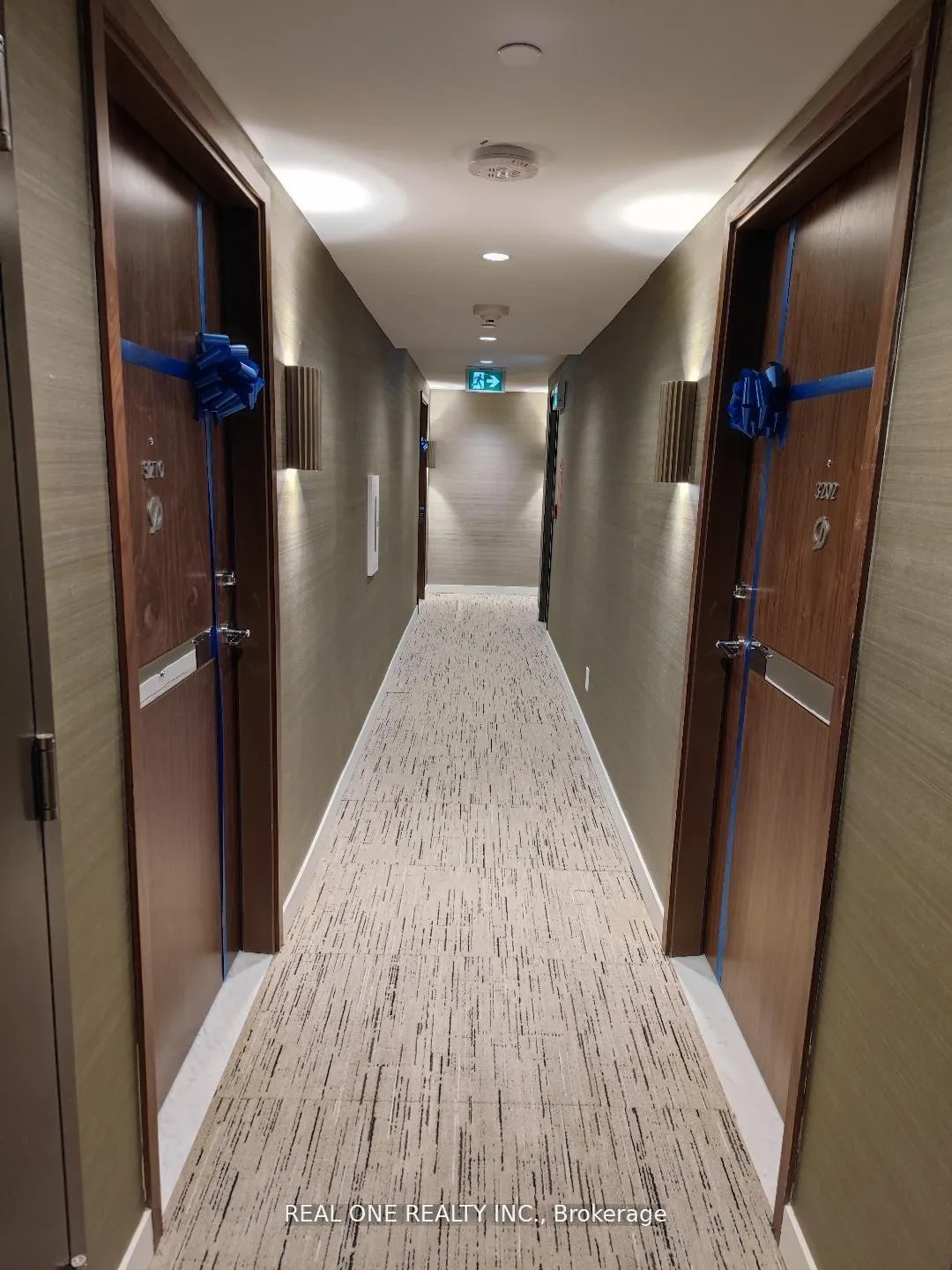 Photo 5 of Unit 3210, 38 Widmer Street, Toronto, Waterfront Communities — HOMEH
