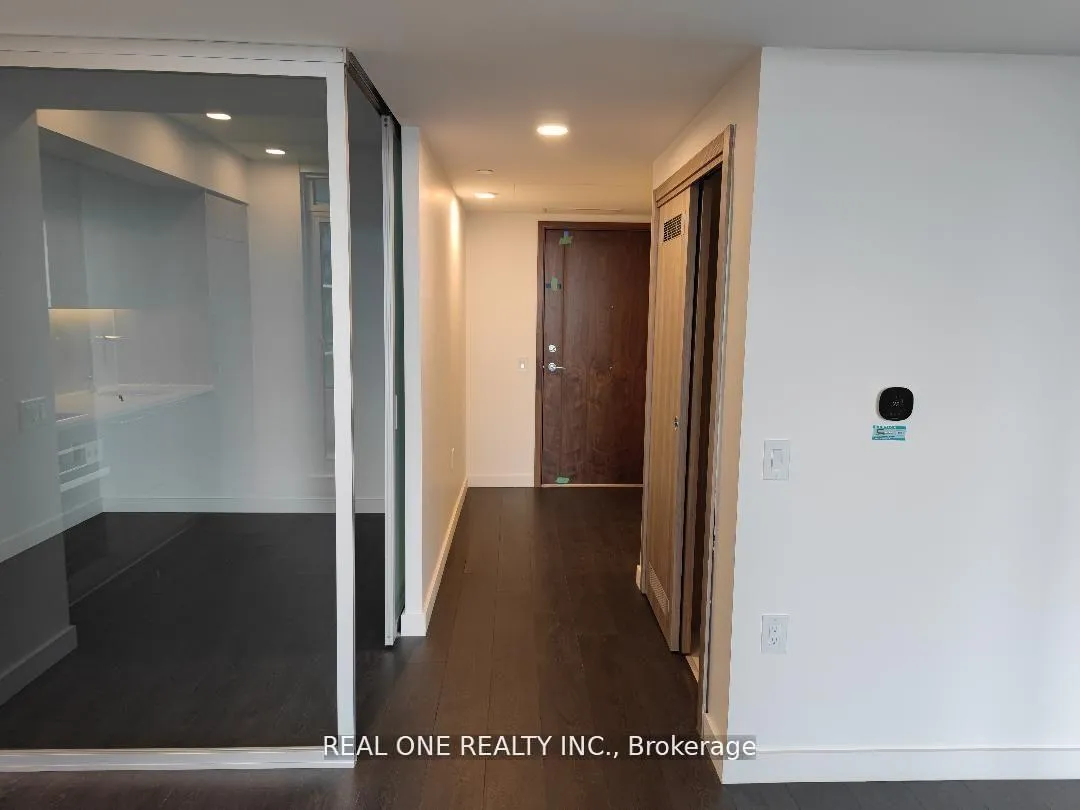 Photo 8 of Unit 3210, 38 Widmer Street, Toronto, Waterfront Communities — HOMEH
