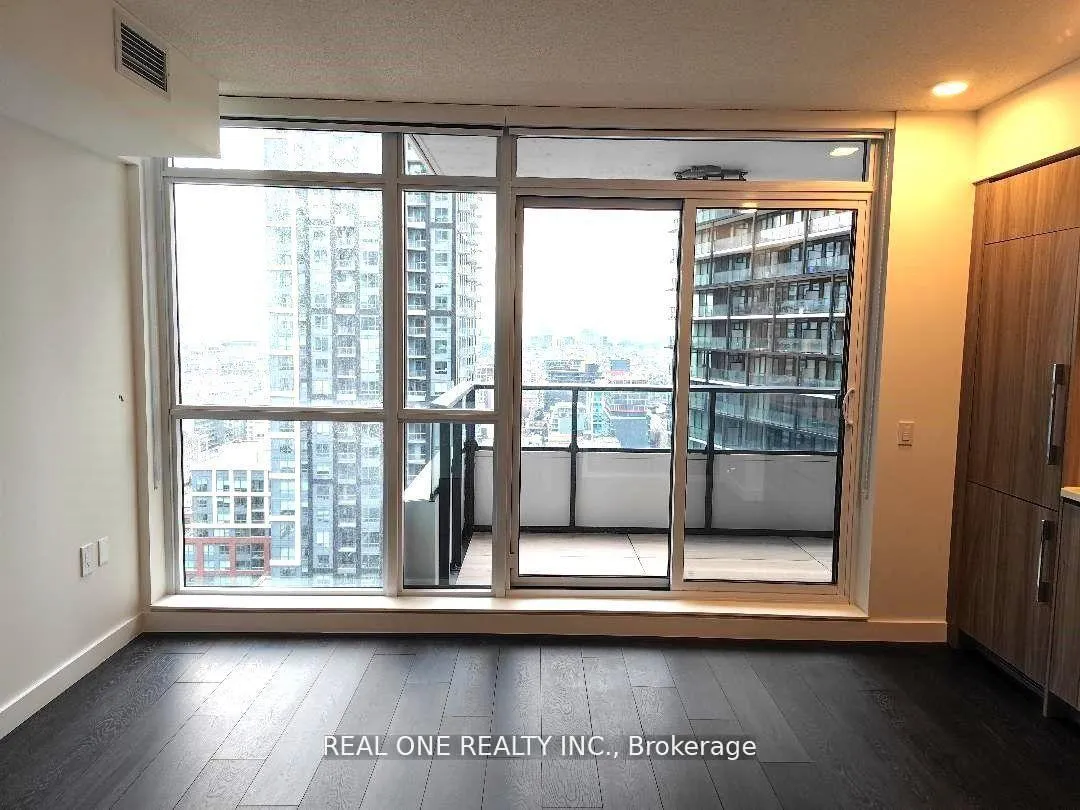 Photo 9 of Unit 3210, 38 Widmer Street, Toronto, Waterfront Communities — HOMEH