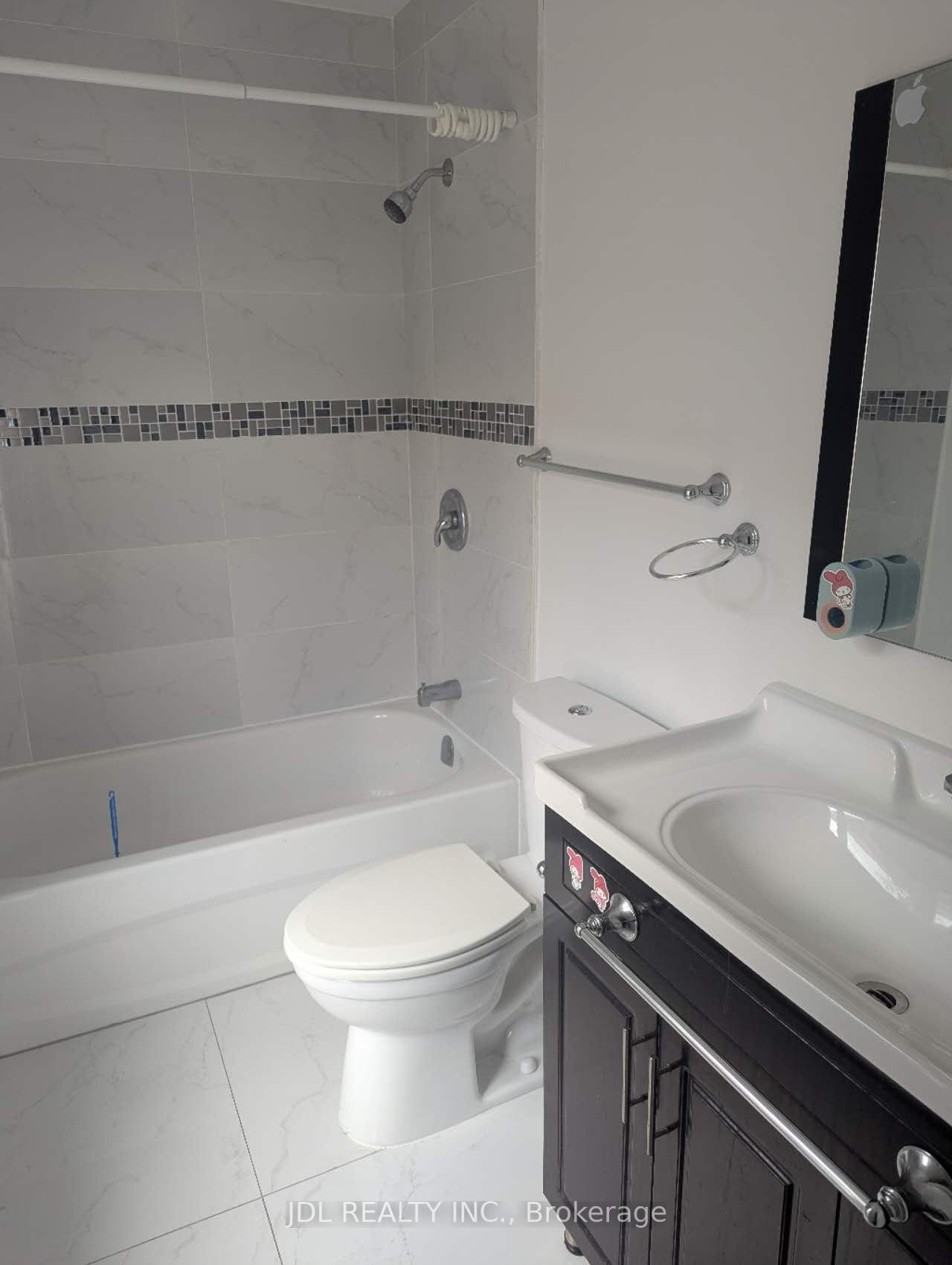 Photo 13 of 86 Milliken Meadows Drive, Markham, Milliken Mills West — HOMEH