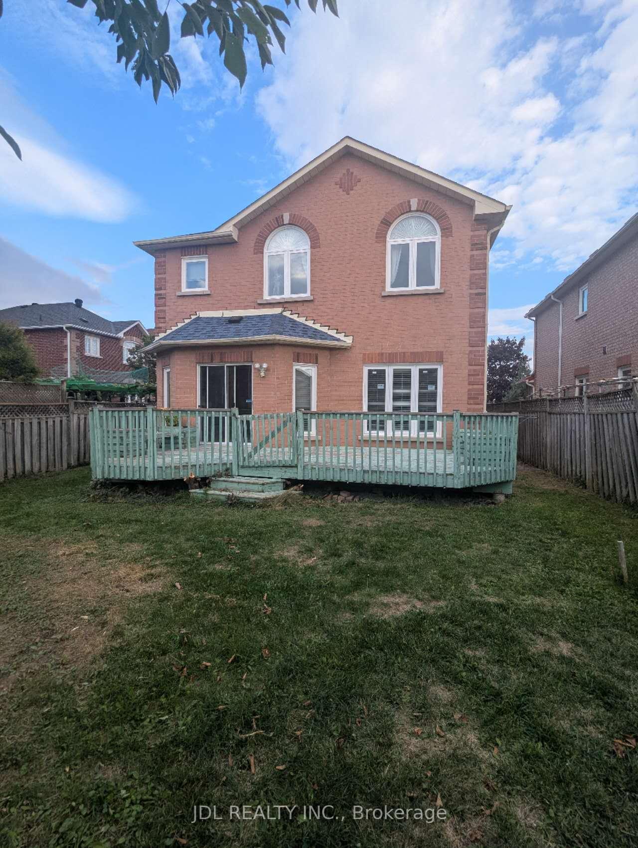 Photo 16 of 86 Milliken Meadows Drive, Markham, Milliken Mills West — HOMEH