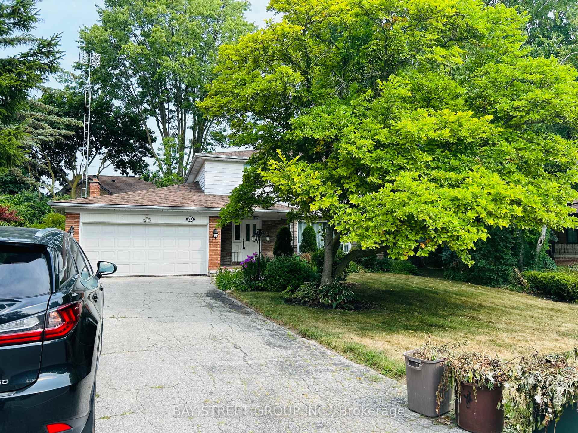 Photo 1 of 27 Jeremy Drive, Markham, Unionville — HOMEH