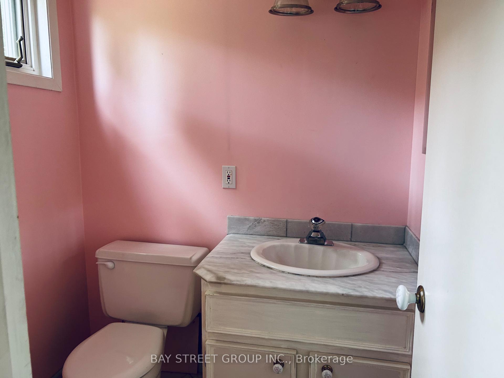 Photo 9 of 27 Jeremy Drive, Markham, Unionville — HOMEH