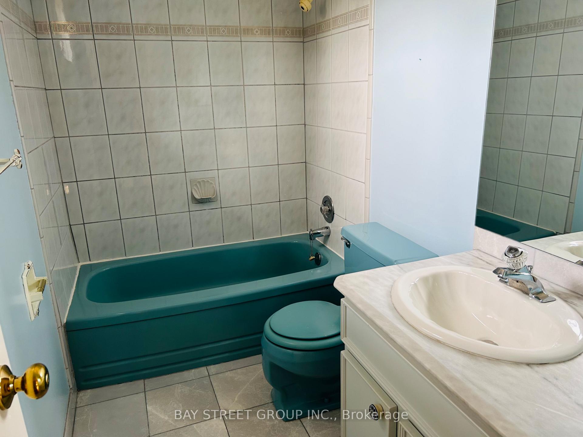 Photo 15 of 27 Jeremy Drive, Markham, Unionville — HOMEH