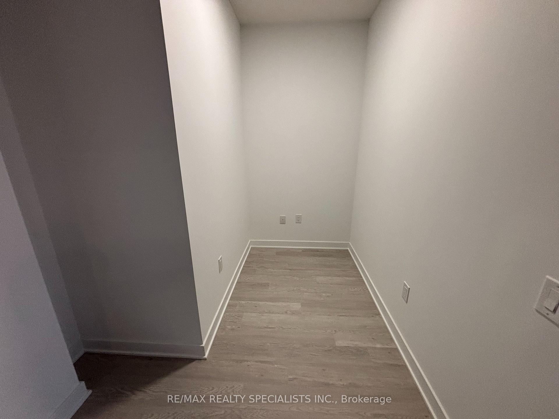 Photo 11 of Unit 1210, 2782 Barton Street E, Hamilton, Riverdale — HOMEH